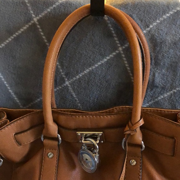 Michael Kors Lock and Key Handbag - Picture 2 of 6